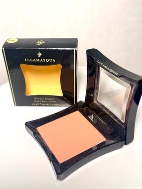 Illamasqua powder blush - Lover msrp $26